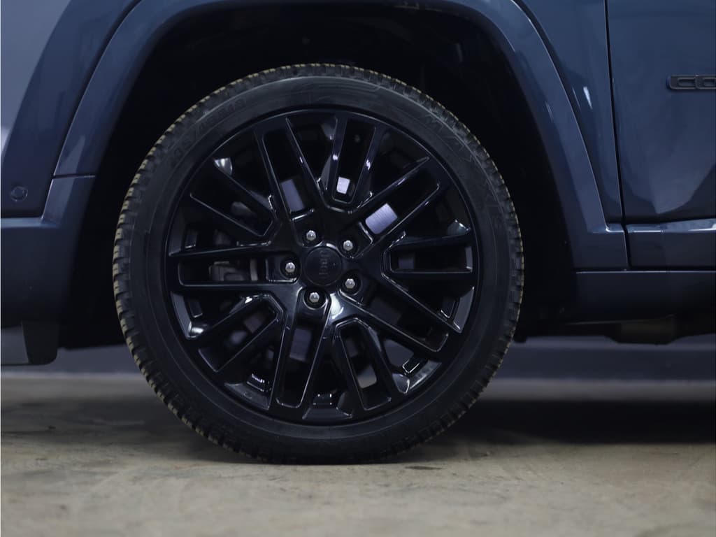 Jeep Compass 4xe 240 Plug-in Hybrid Electric S thumbnail 23