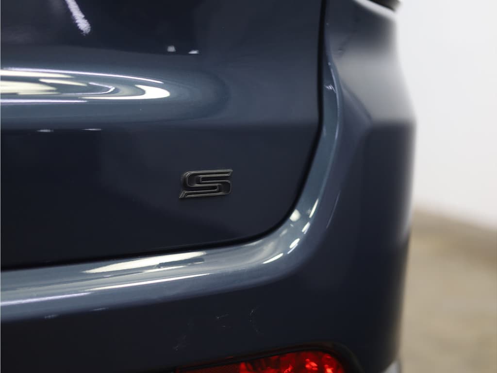 Jeep Compass 4xe 240 Plug-in Hybrid Electric S thumbnail 24