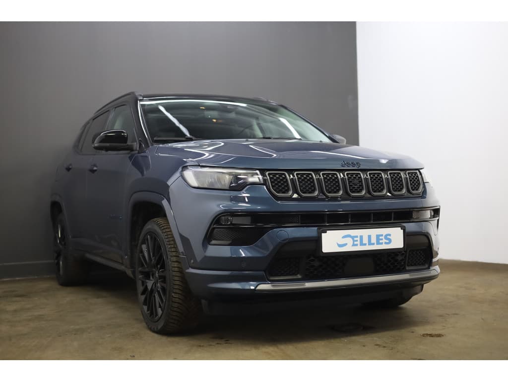 Jeep Compass 4xe 240 Plug-in Hybrid Electric S thumbnail 17
