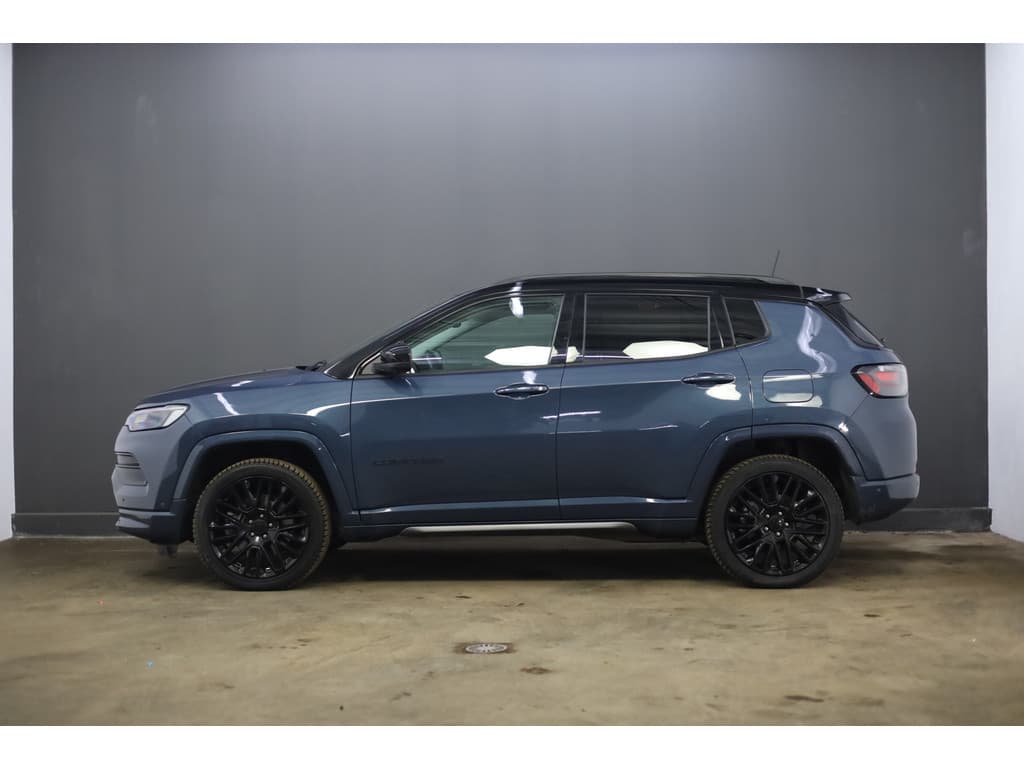 Jeep Compass 4xe 240 Plug-in Hybrid Electric S thumbnail 18