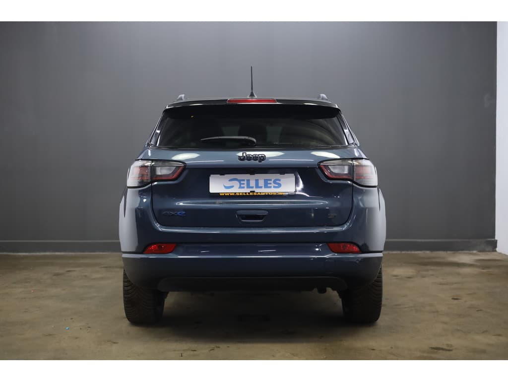 Jeep Compass 4xe 240 Plug-in Hybrid Electric S thumbnail 23
