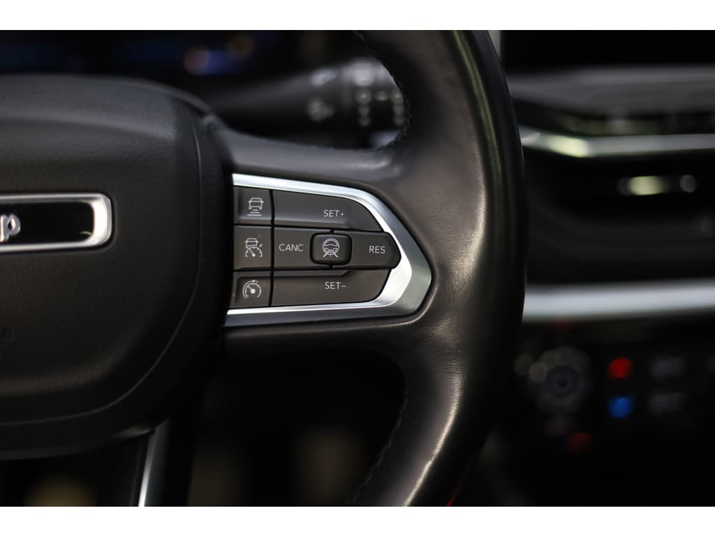 Jeep Compass 4xe 240 Plug-in Hybrid Electric S thumbnail 29