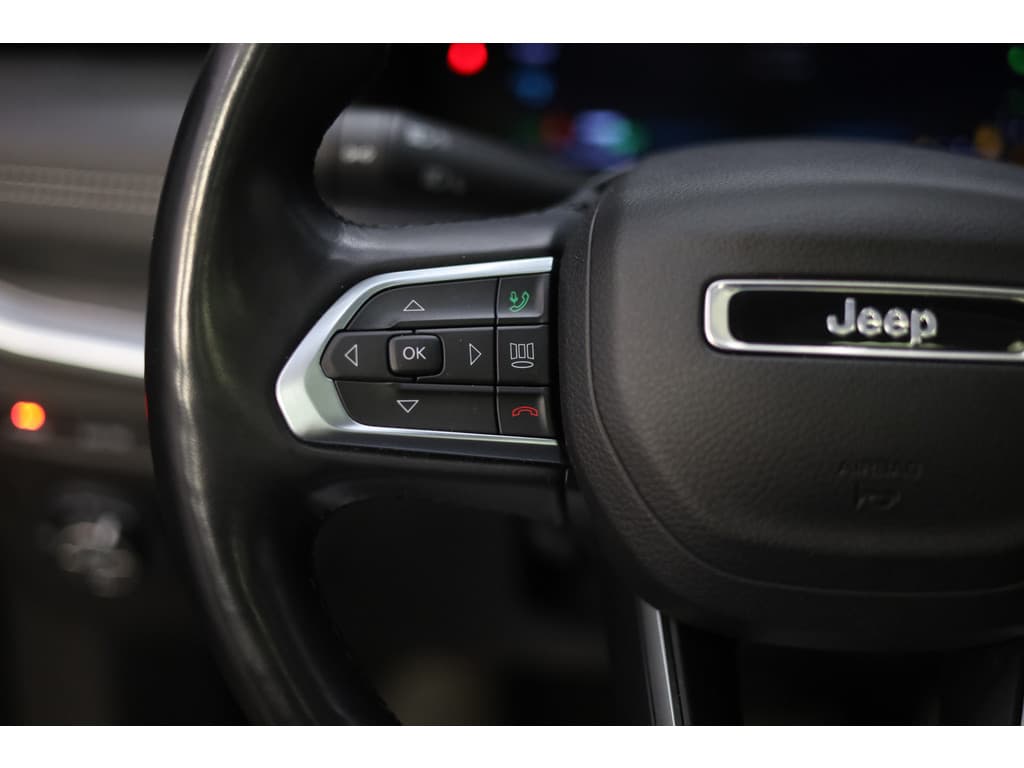 Jeep Compass 4xe 240 Plug-in Hybrid Electric S thumbnail 30