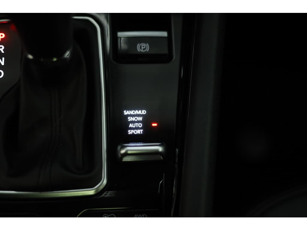 Jeep Compass 4xe 240 Plug-in Hybrid Electric S thumbnail 34