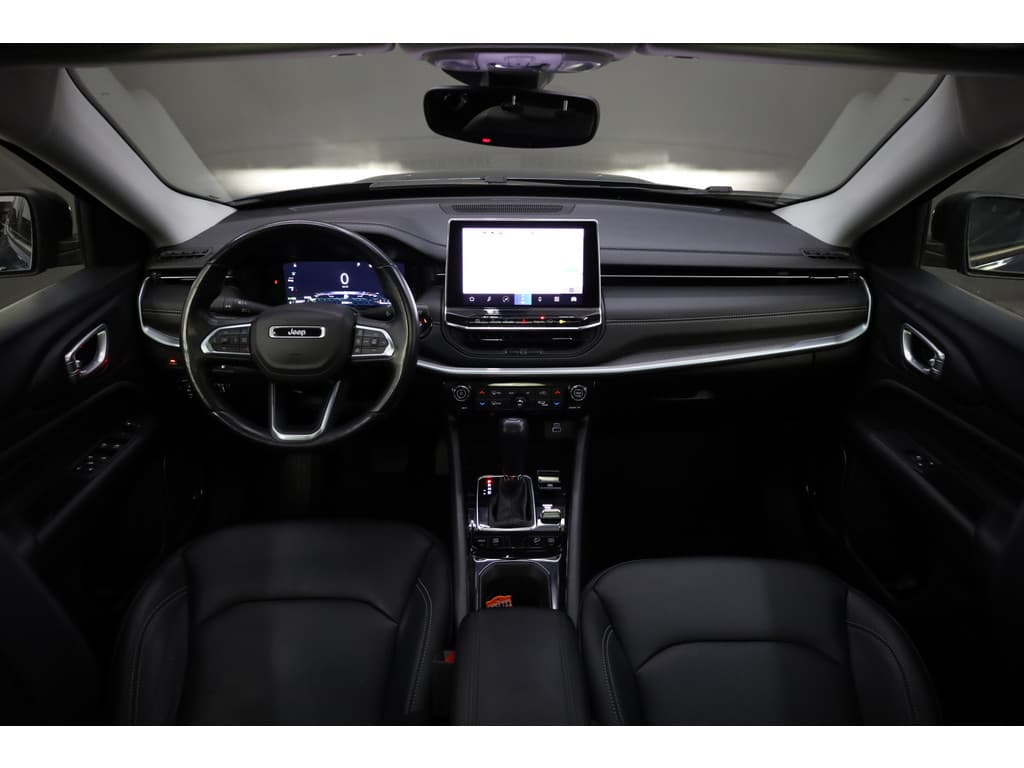 Jeep Compass 4xe 240 Plug-in Hybrid Electric S thumbnail 39