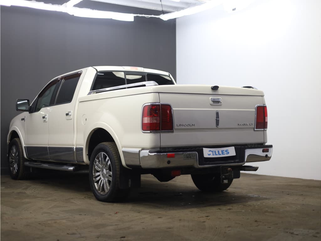 Lincoln MARK LT 5.4L V8 4x4 thumbnail 5