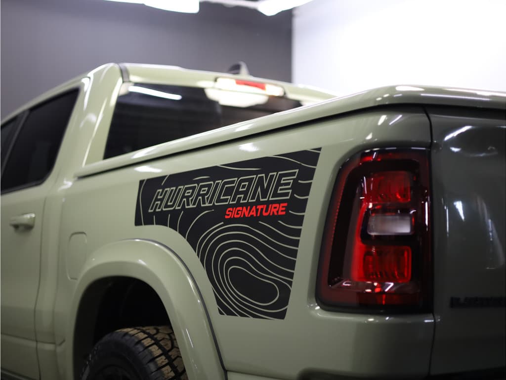 Dodge Ram 1500 2025 3.0L HURRICANE LARAMIE Night thumbnail 27