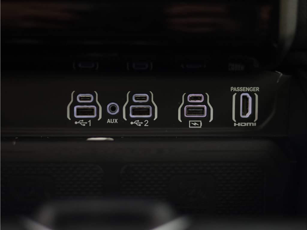 Dodge Ram 1500 2025 3.0L HURRICANE LARAMIE Night thumbnail 41