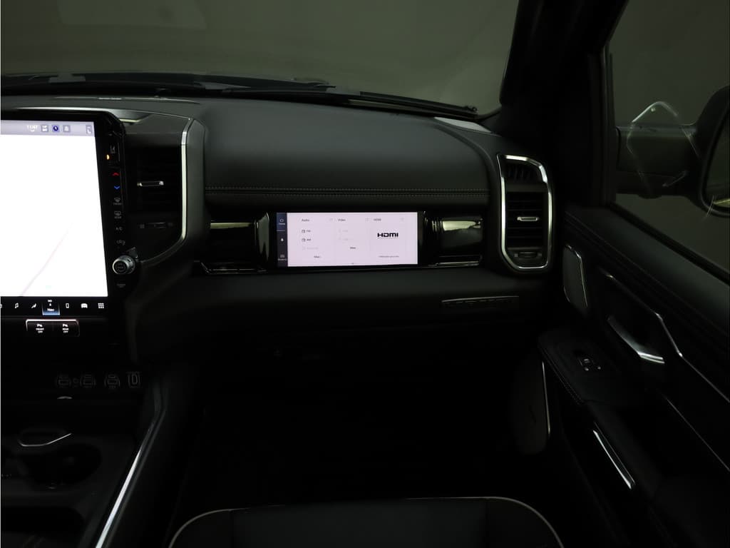 Dodge Ram 1500 2025 3.0L HURRICANE LARAMIE Night thumbnail 9