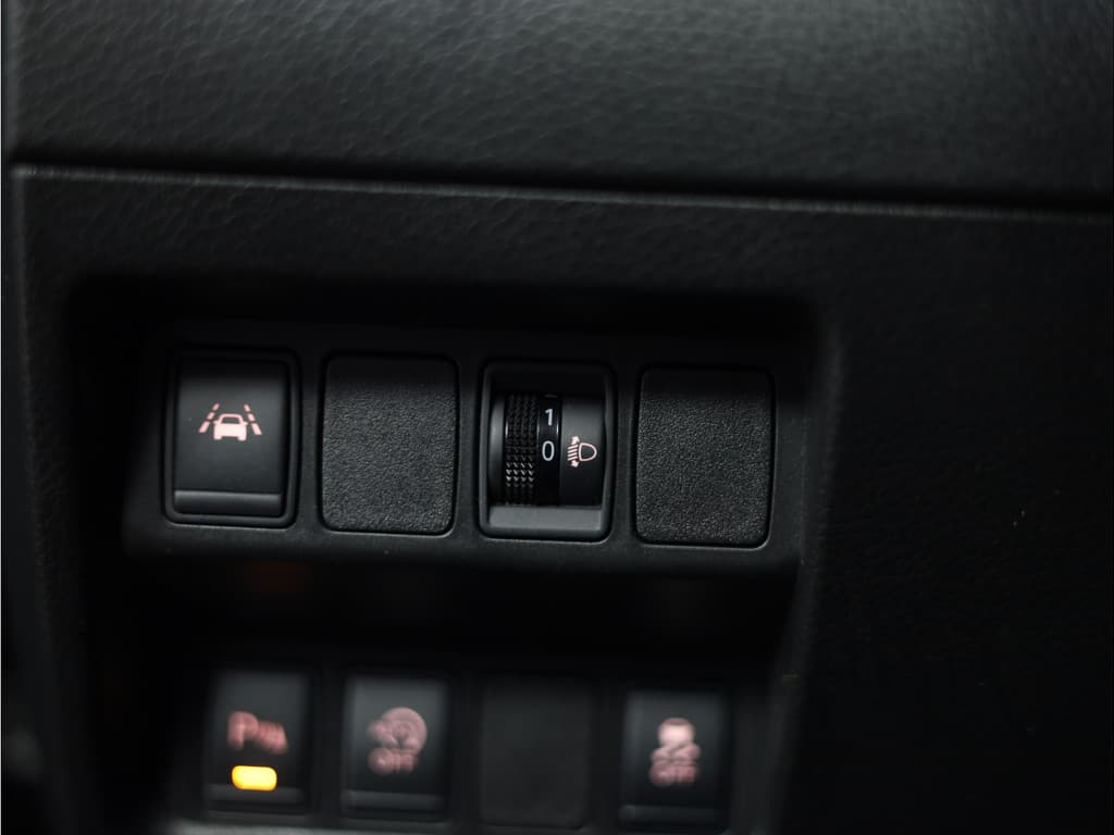 Nissan QASHQAI 1.2 Acenta Connect thumbnail 22