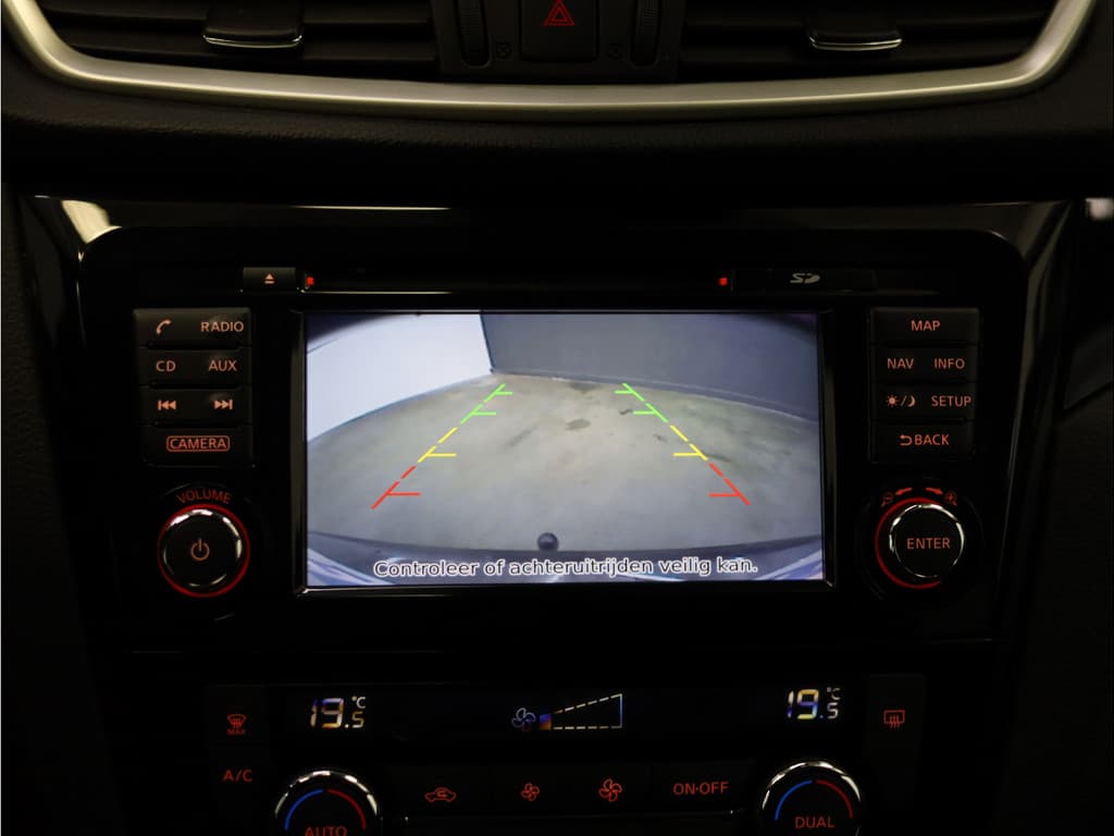 Nissan QASHQAI 1.2 Acenta Connect thumbnail 9