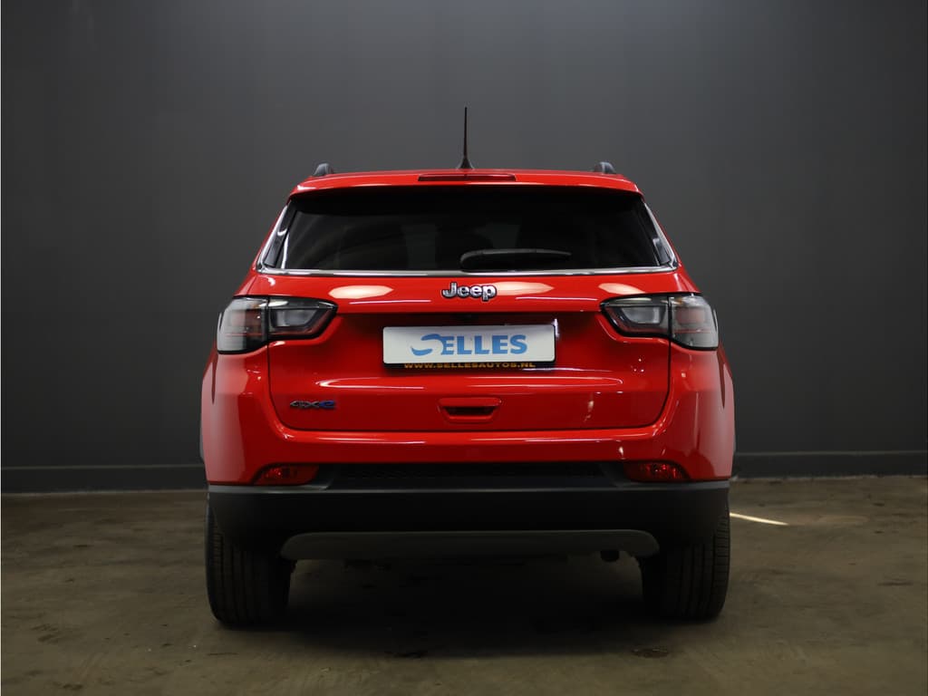 Jeep Compass 4xe 190 Plug-in Hybrid Electric Limited thumbnail 5