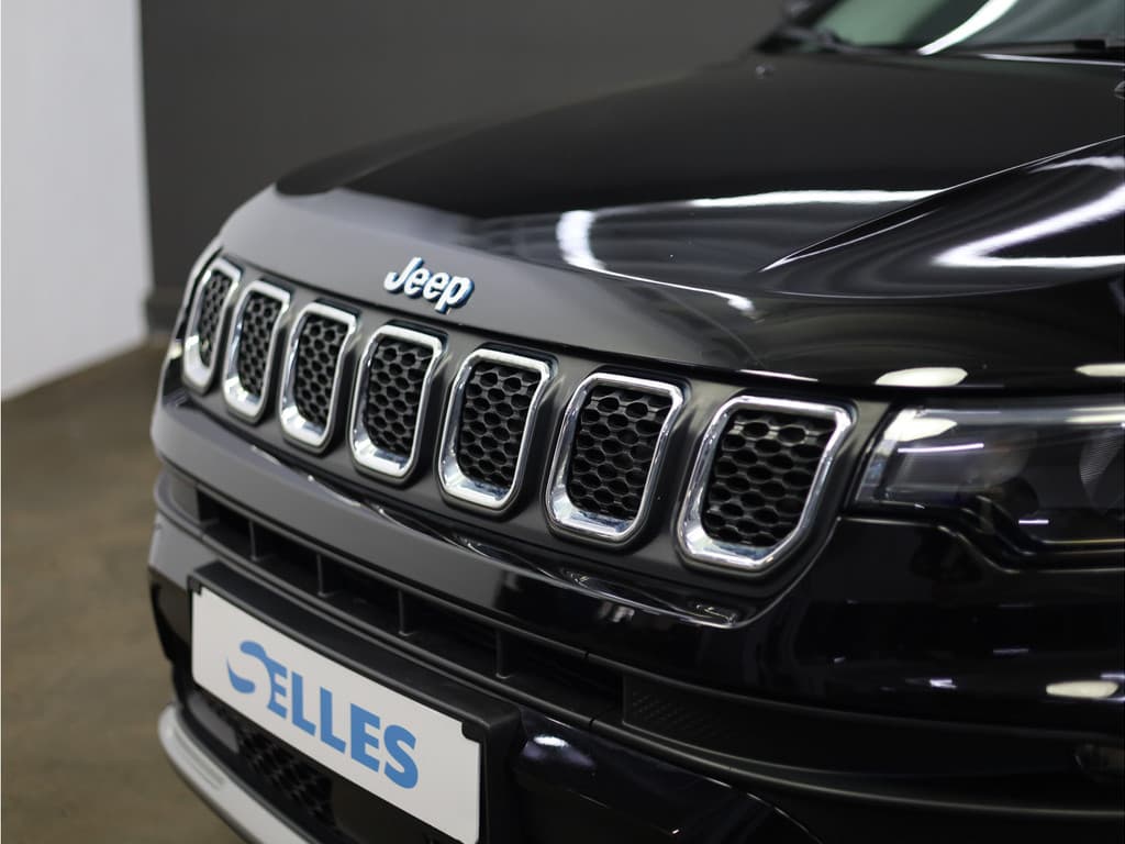 Jeep Compass 4xe 190 Plug-in Hybrid Electric Limited thumbnail 13