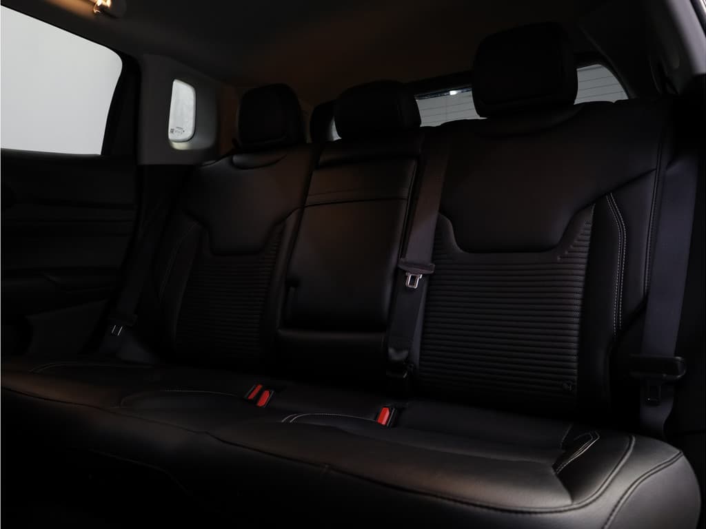 Jeep Compass 4xe 190 Plug-in Hybrid Electric Limited thumbnail 36