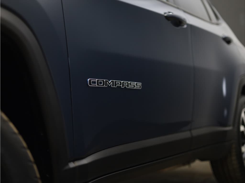 Jeep Compass 4xe 190 Plug-in Hybrid Electric Limited thumbnail 15