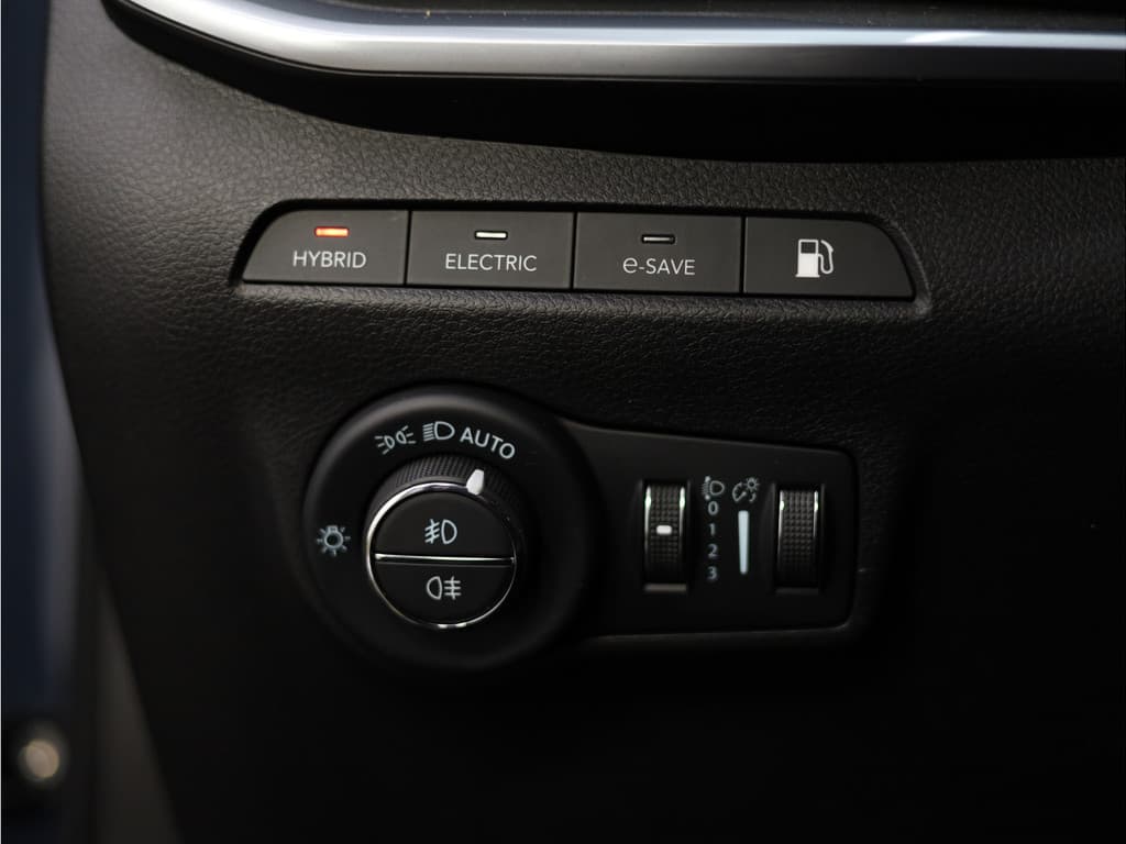 Jeep Compass 4xe 190 Plug-in Hybrid Electric Limited thumbnail 23