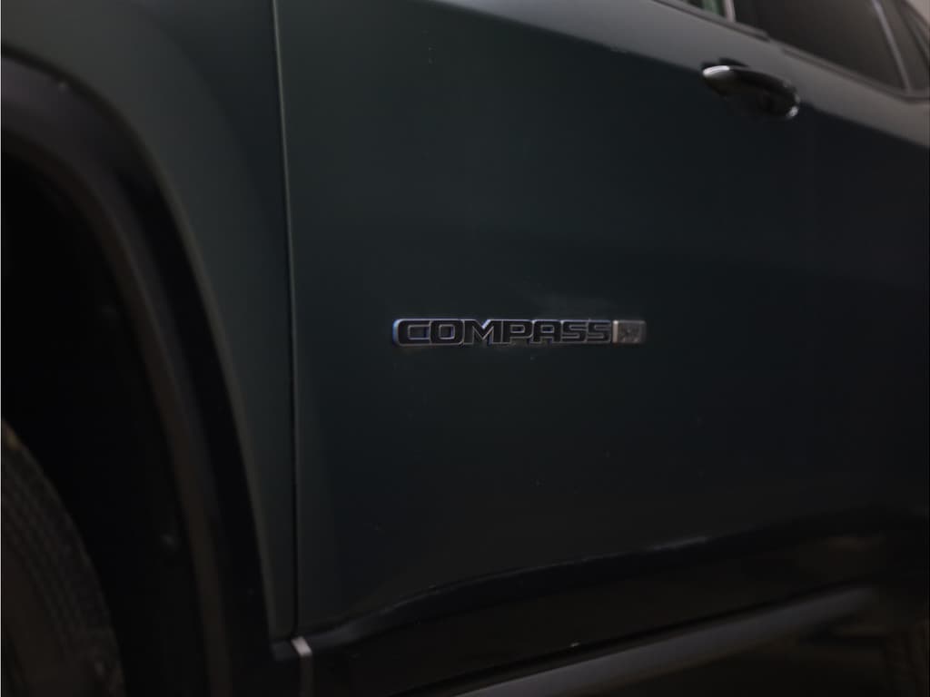 Jeep Compass 4xe 190 Plug-in Hybrid Electric Limited 80th Anniversary thumbnail 28