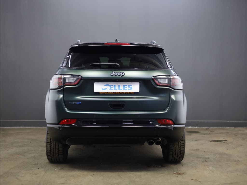 Jeep Compass 4xe 190 Plug-in Hybrid Electric Limited 80th Anniversary thumbnail 32