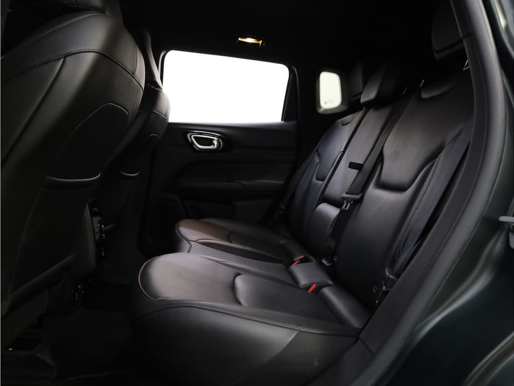 Jeep Compass 4xe 190 Plug-in Hybrid Electric Limited 80th Anniversary thumbnail 35