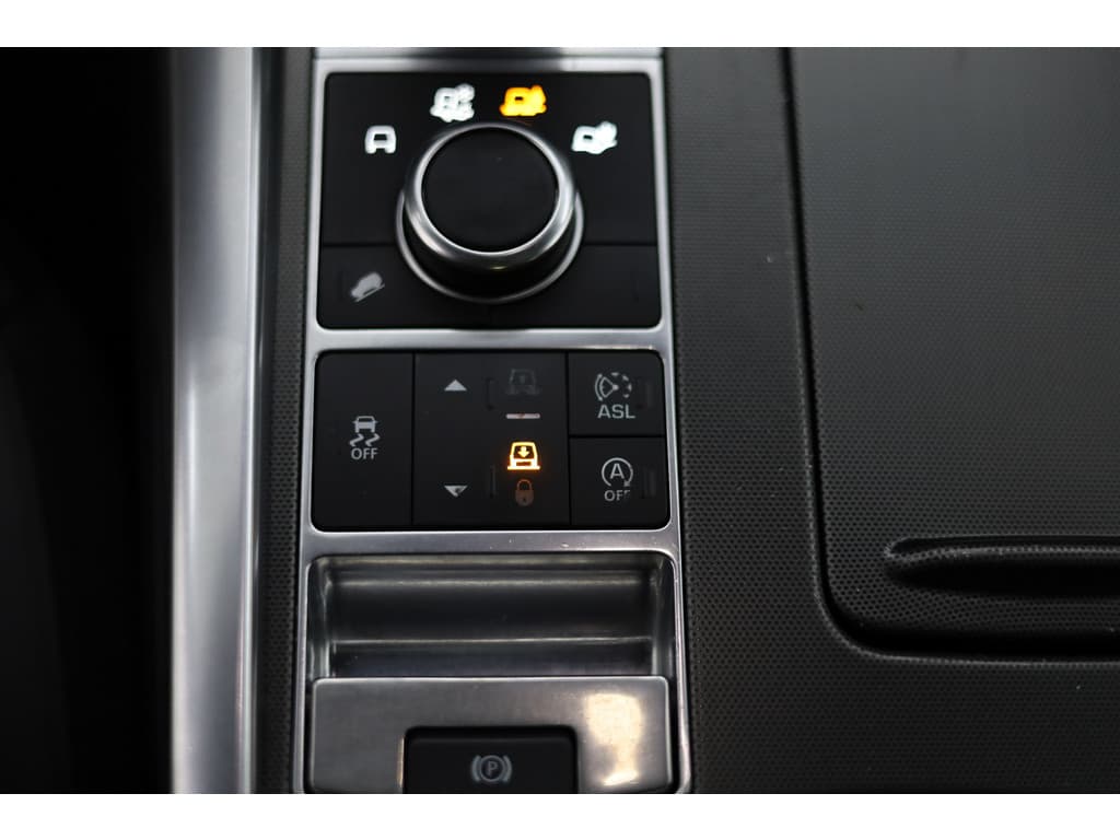 Land Rover Range Rover Sport 3.0 SDV6 HSE Dynamic thumbnail 17