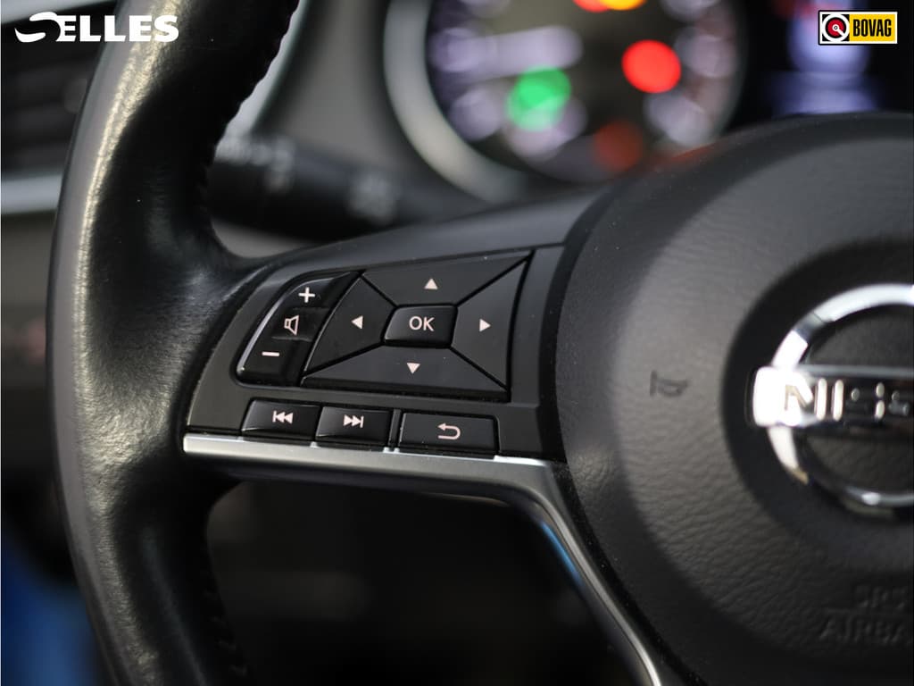 Nissan QASHQAI 1.2 N-Connecta thumbnail 26