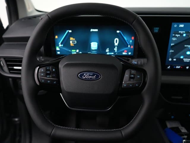 Ford E-Transit Courier Limited 44 kWh thumbnail 13