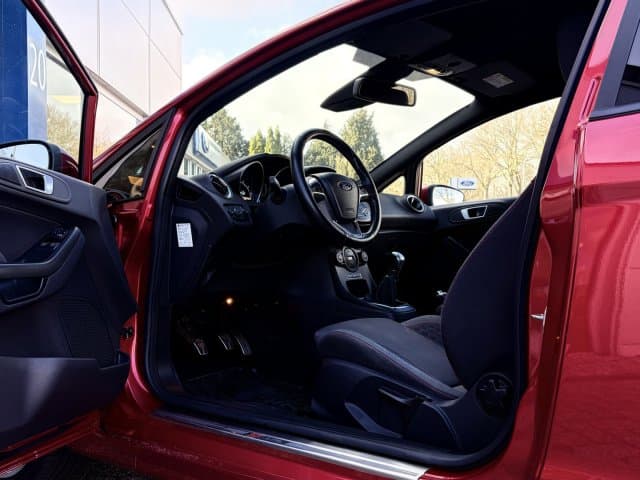 Ford Fiesta 1.0 125PK ST- Line thumbnail 9