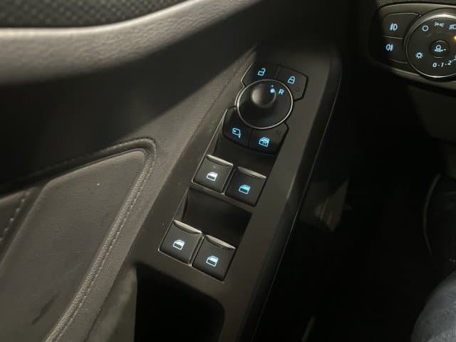 Ford Focus Wagon Ecoboost Hybrid 155 pk ST-line thumbnail 10