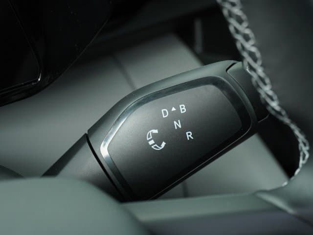 Ford Explorer Select Ext. Range RWD 77 kWh thumbnail 17