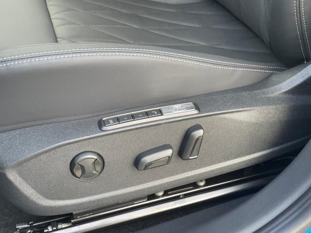 Ford Capri Ext Range RWD 77 kWh PREMIUM thumbnail 19