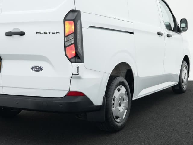 Ford Transit Custom 320 2.0 TDCI L1H1 Trend thumbnail 36