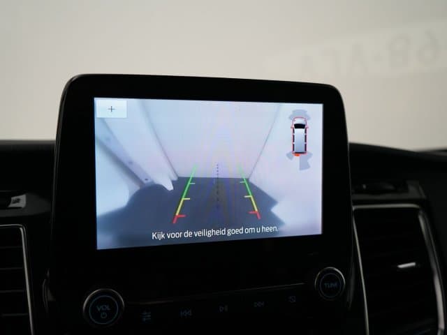 Ford Transit 350 L2H2 Limited 185 pk FWD thumbnail 22