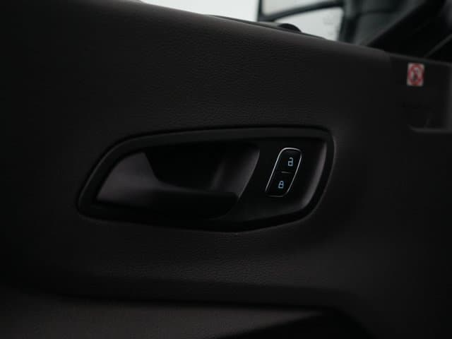 Ford Transit 350 L2H2 Limited 185 pk FWD thumbnail 25