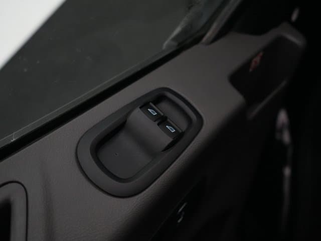 Ford Transit 350 L2H2 Limited 185 pk FWD thumbnail 26