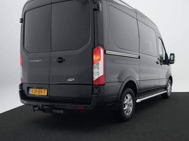 Ford Transit 350 L2H2 Limited 185 pk FWD thumbnail 4