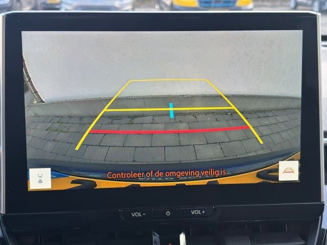 Toyota Corolla Cross Hybrid 140 Dynamic thumbnail 7