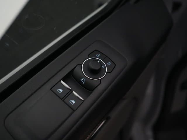 Ford Transit Custom 320 2.5 PHEV L2H1 Sport thumbnail 9