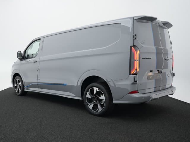 Ford Transit Custom 320 2.5 PHEV L2H1 Sport thumbnail 2