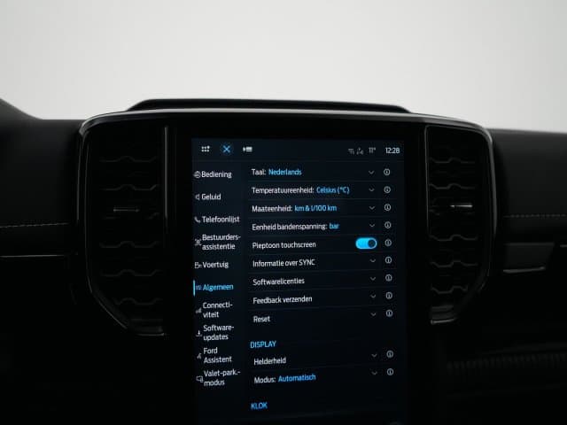 Ford Ranger Stormtrak Double Cab 2.3 279 pk PHEV Elektrische Rollertop thumbnail 26