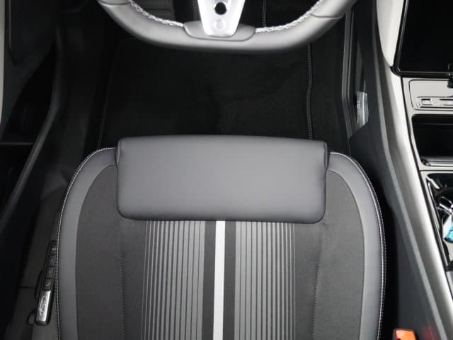 Ford Capri Ext Range RWD 77 kWh thumbnail 13