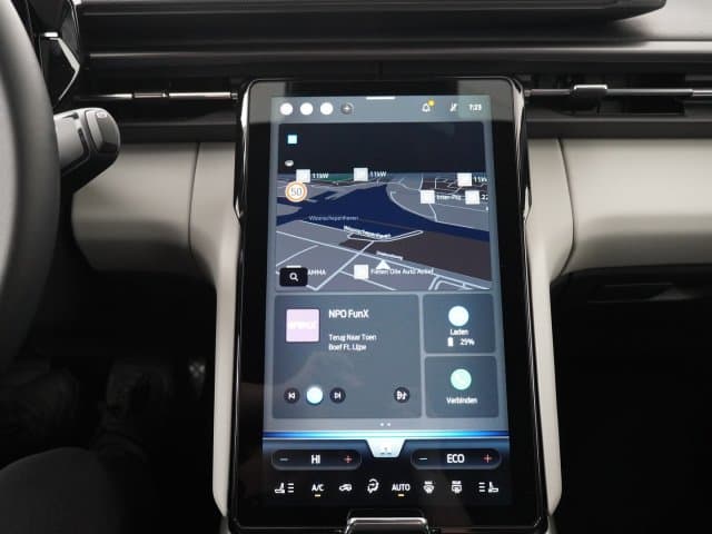 Ford Capri Ext Range RWD 77 kWh thumbnail 15