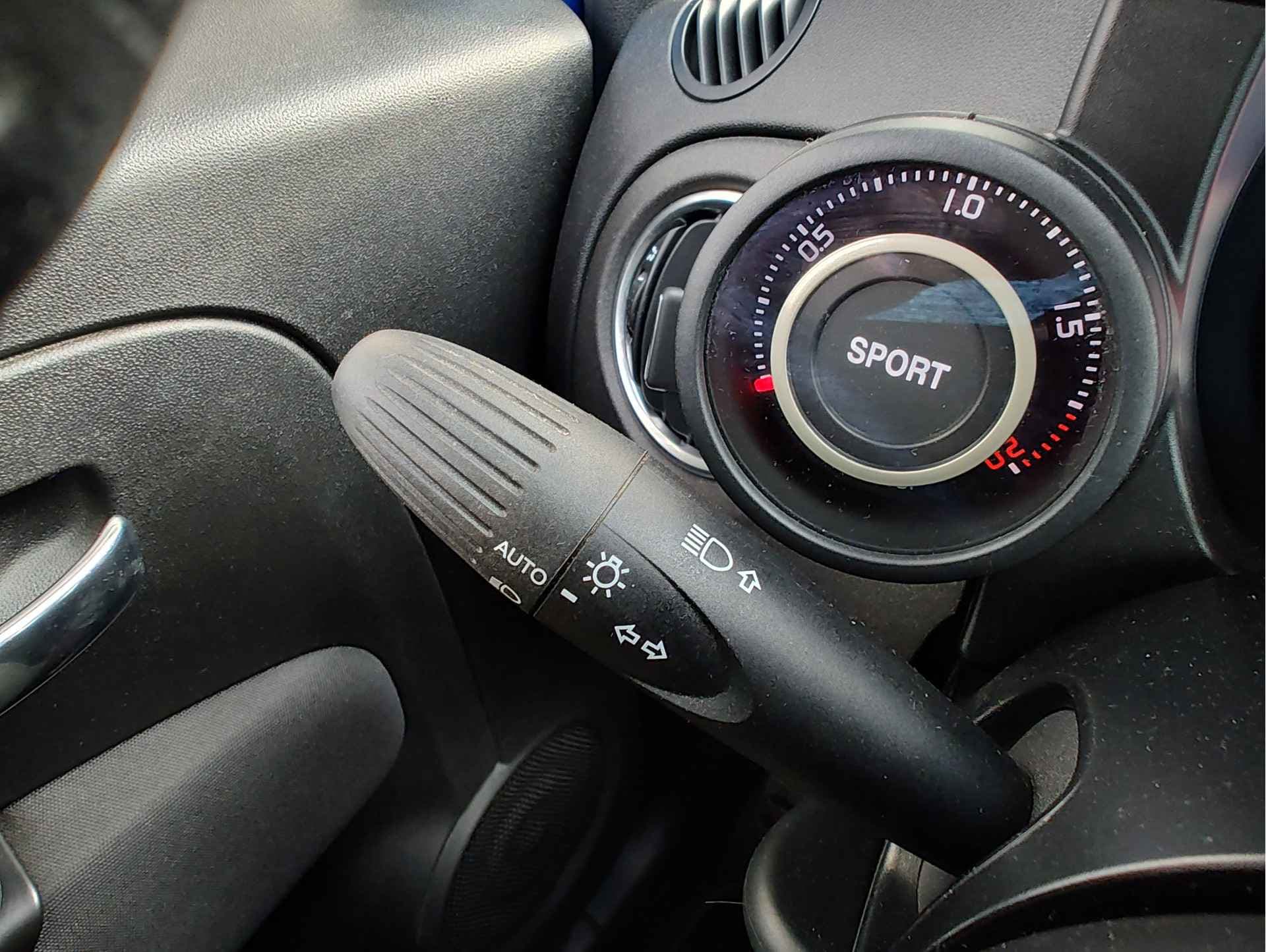 Abarth 695 1.4 T-JET 180PK thumbnail 26