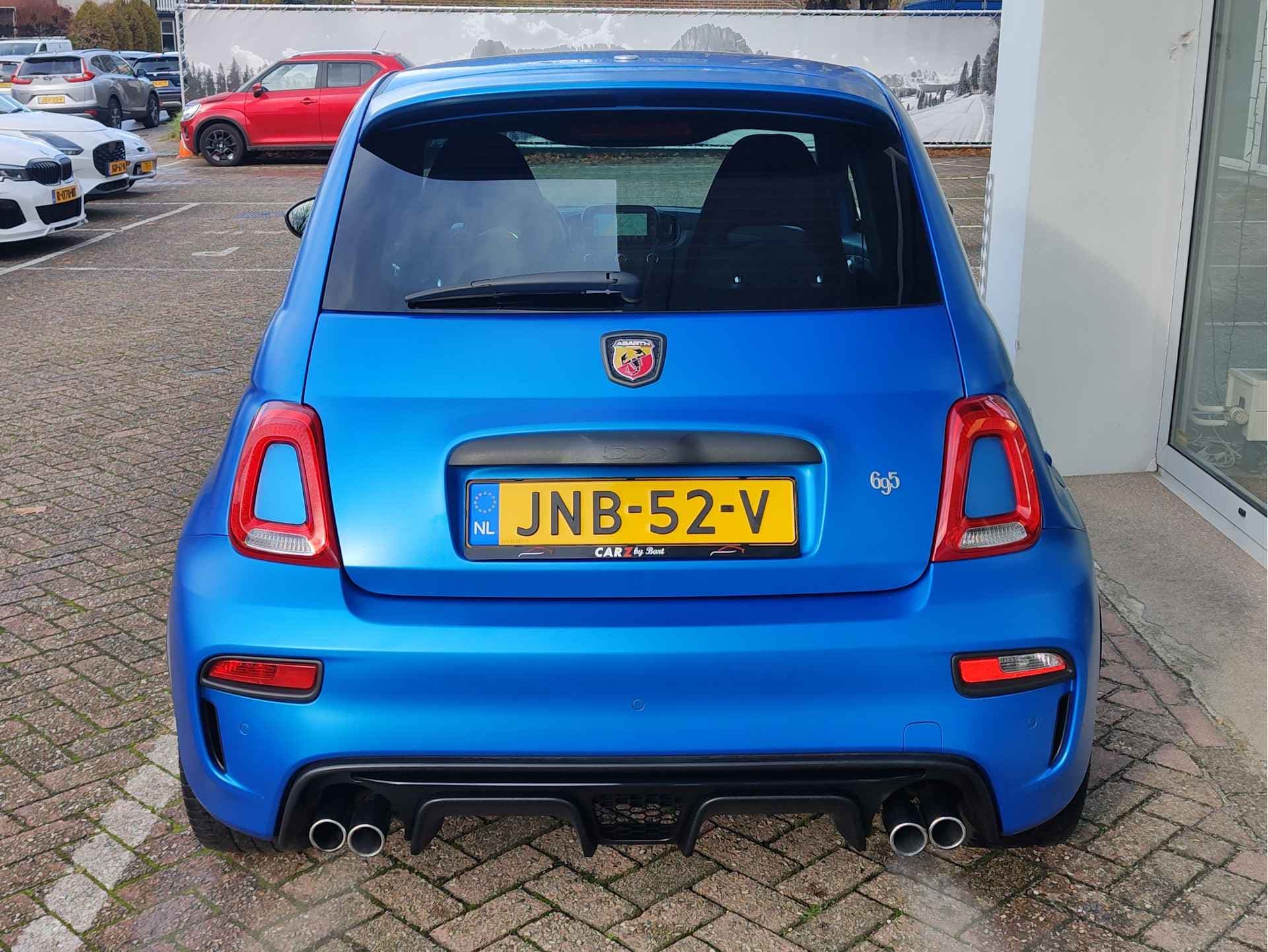 Abarth 695 1.4 T-JET 180PK thumbnail 4