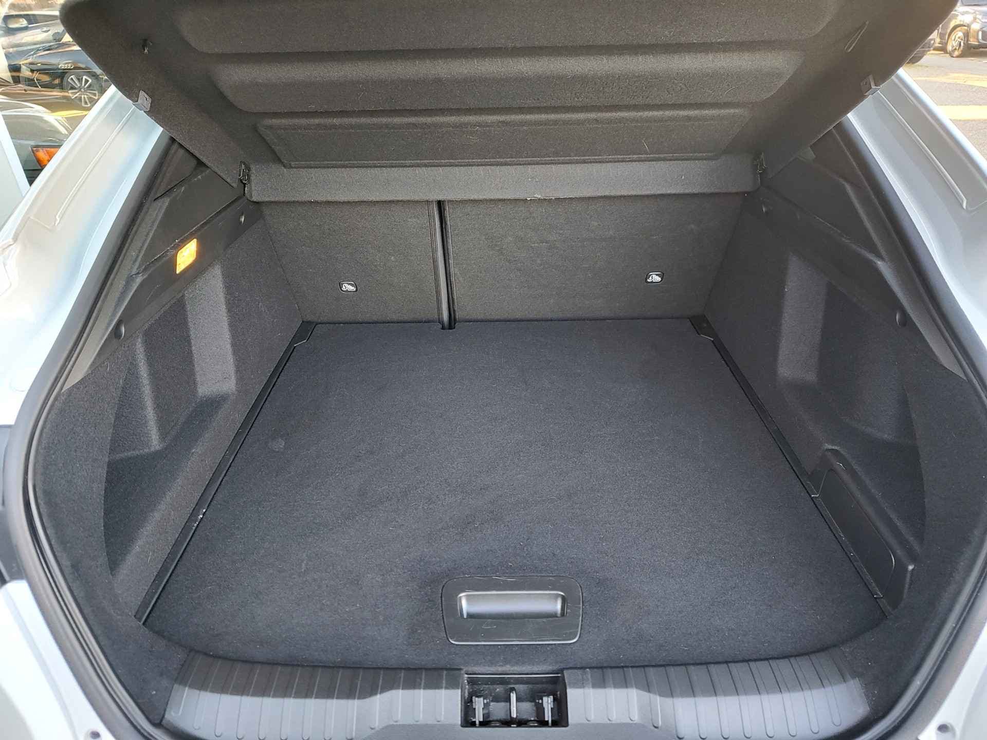 Renault Arkana 1.6 E-TECH FULL HYBRID 145 ESPRIT ALPINE AUT. thumbnail 11