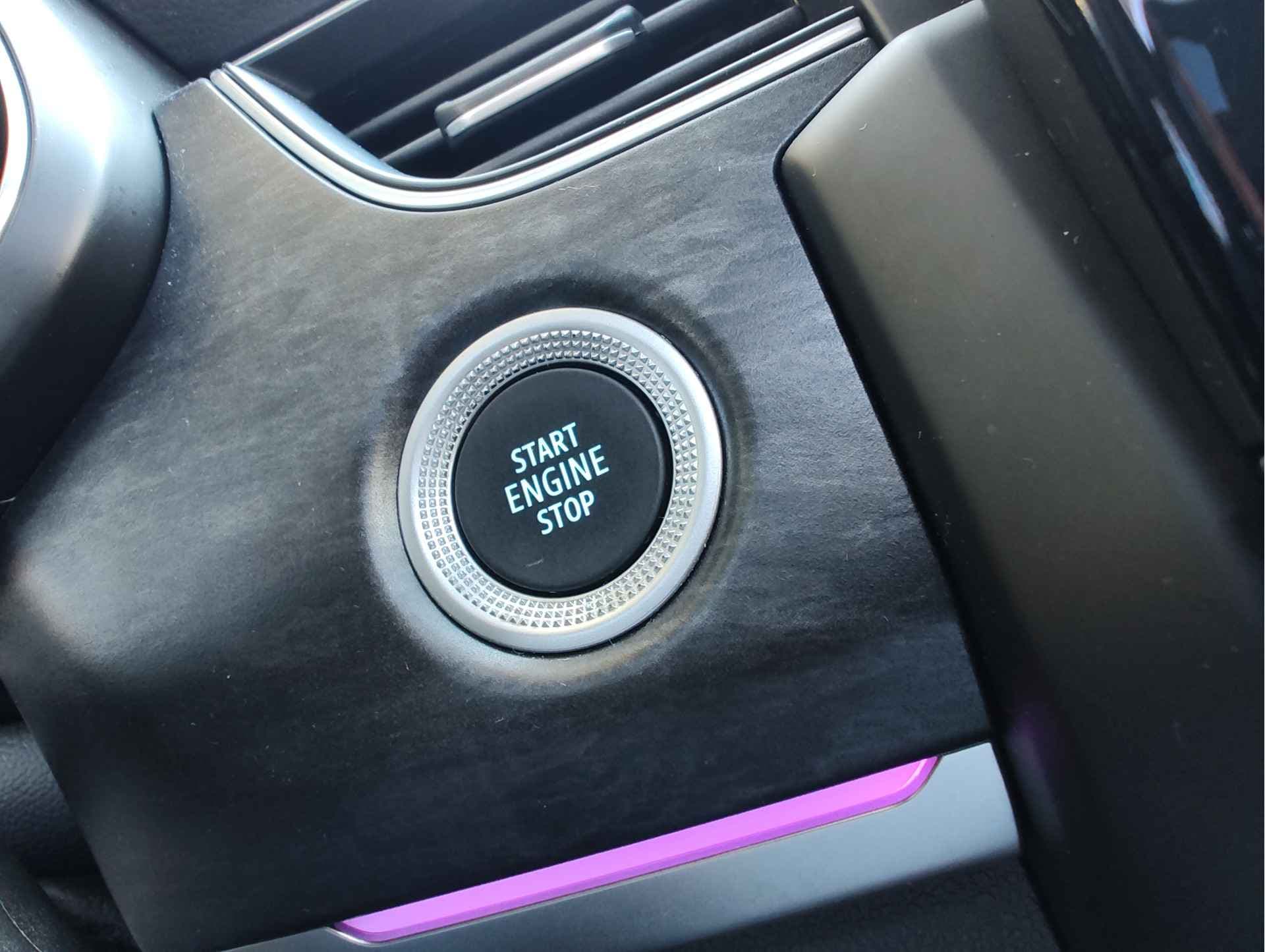 Renault Arkana 1.6 E-TECH FULL HYBRID 145 ESPRIT ALPINE AUT. thumbnail 24