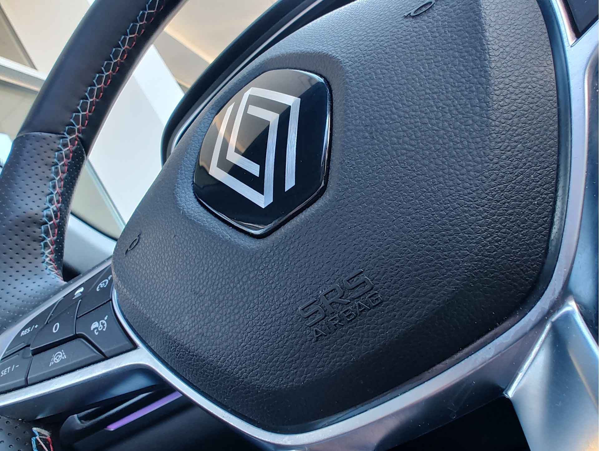 Renault Arkana 1.6 E-TECH FULL HYBRID 145 ESPRIT ALPINE AUT. thumbnail 28