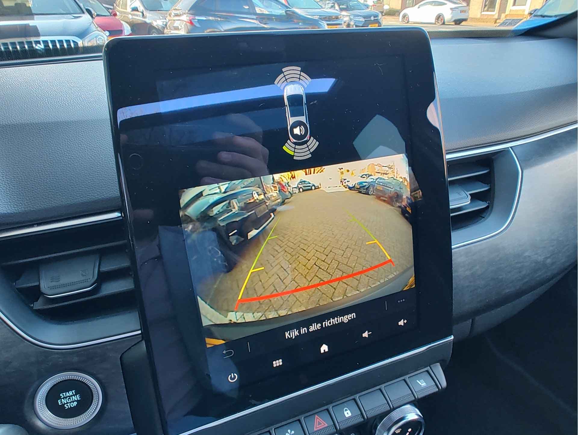 Renault Arkana 1.6 E-TECH FULL HYBRID 145 ESPRIT ALPINE AUT. thumbnail 33