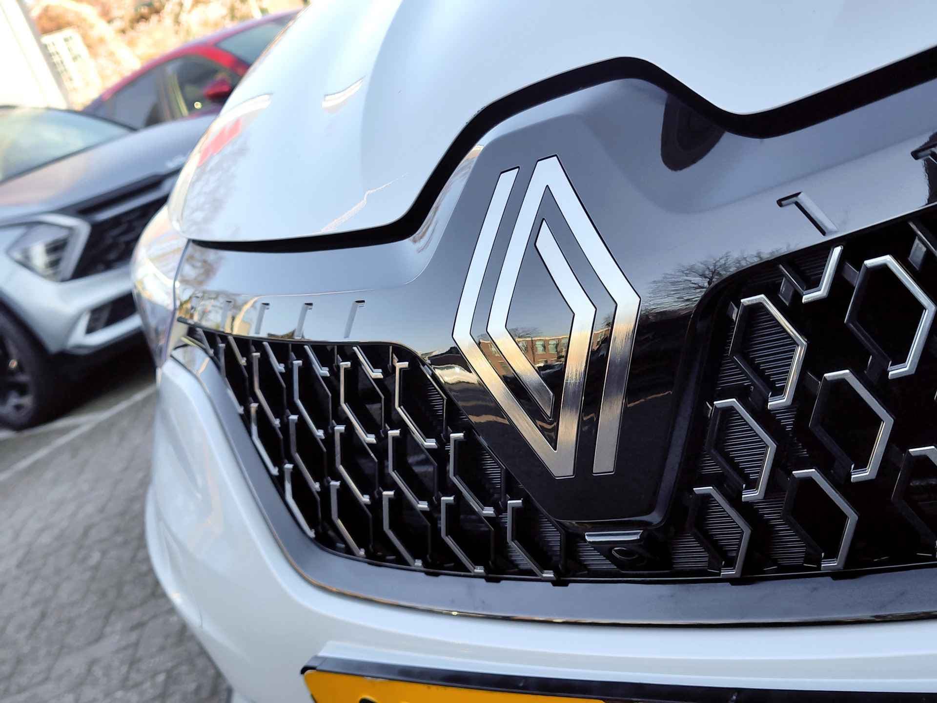 Renault Arkana 1.6 E-TECH FULL HYBRID 145 ESPRIT ALPINE AUT. thumbnail 40