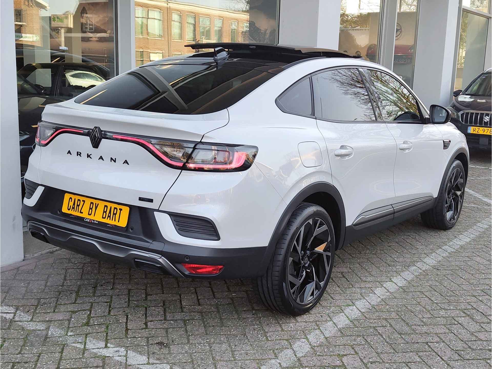 Renault Arkana 1.6 E-TECH FULL HYBRID 145 ESPRIT ALPINE AUT. thumbnail 5