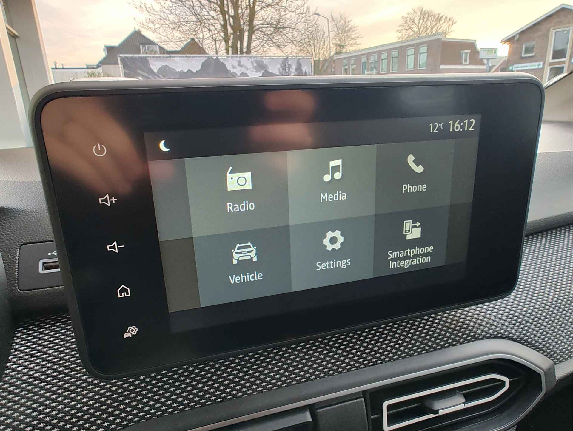 Dacia Sandero 1.0 TCE 90 EXPRESSION AUTOMAAT thumbnail 15